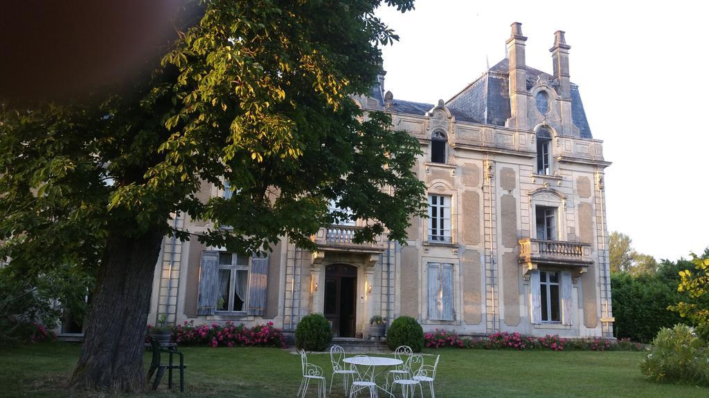 Chambres&Studios Château Saint Vincent Bazas Exterior foto